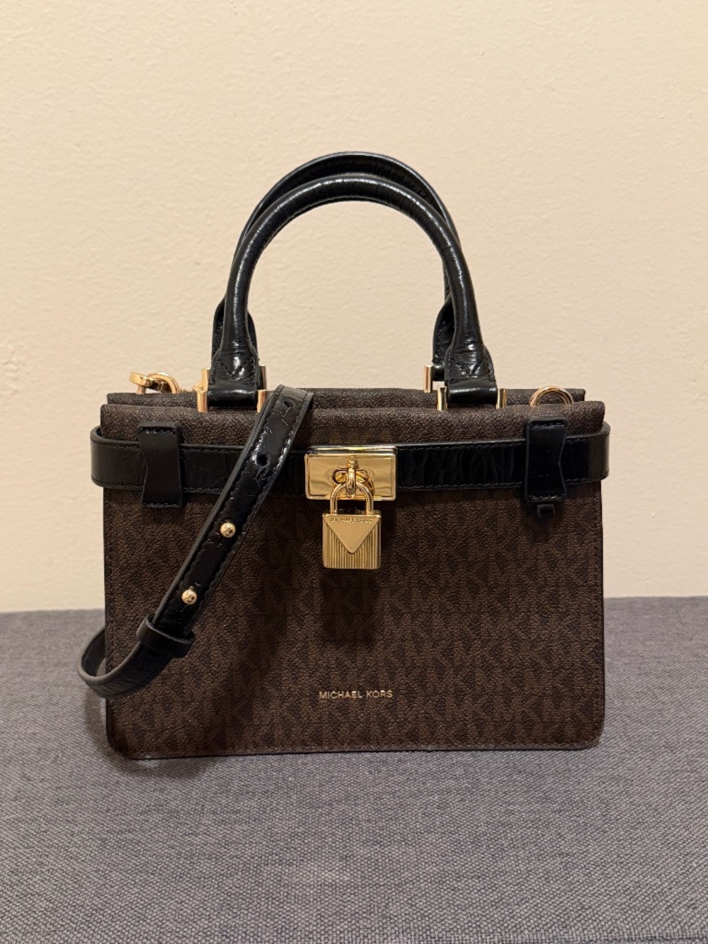 Michael Kors Tatiana Small Satchel Brown Black MK Signature Boutique with tag